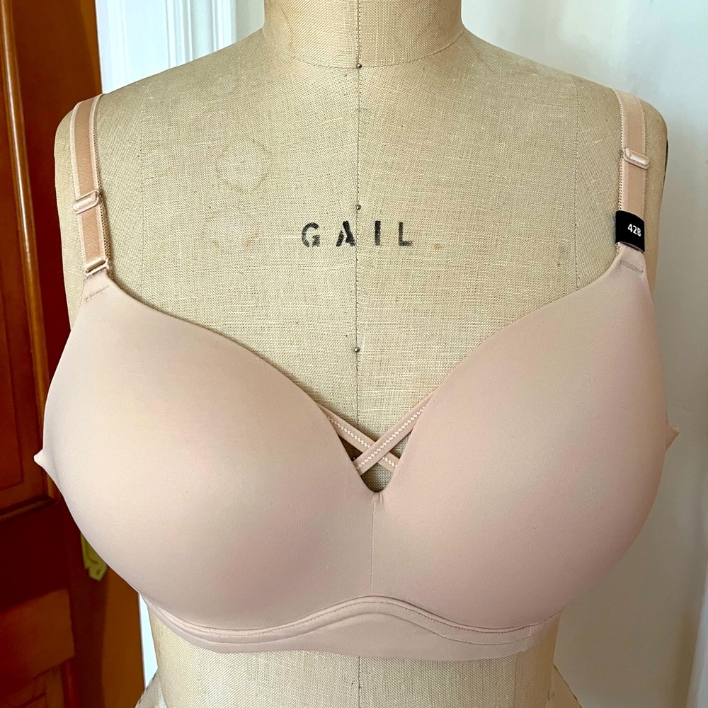 NWT Torrid Bra 42B